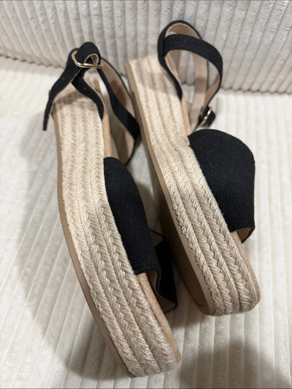 Old Navy upper material